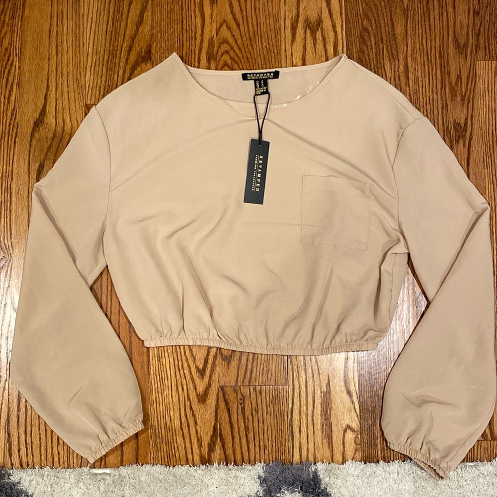 Women’s size Medium long sleeve crop top - beige/tan